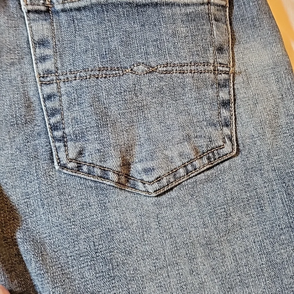 Lucky Brand 410 Athletic Slim Men's Jeans Size 28x32 - Picture 6 of 10